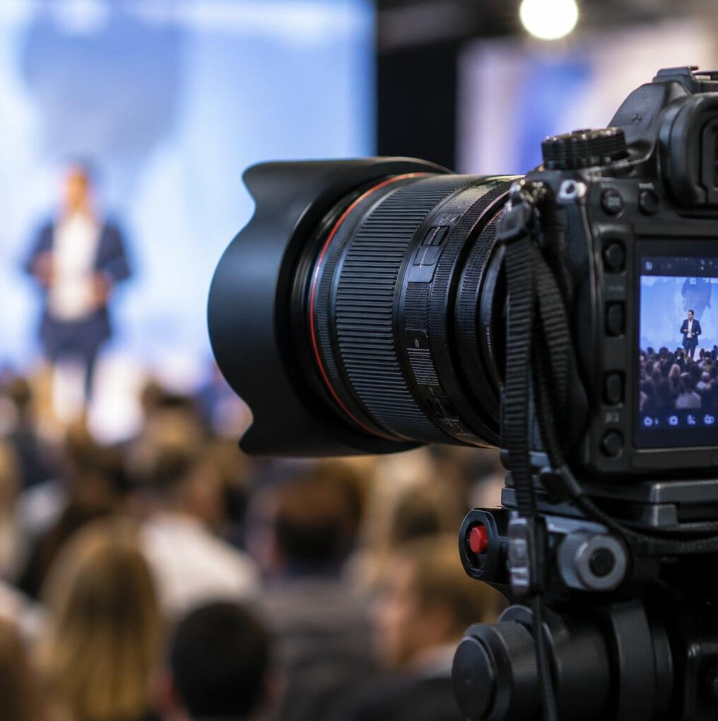 Professional camera photographing an event
